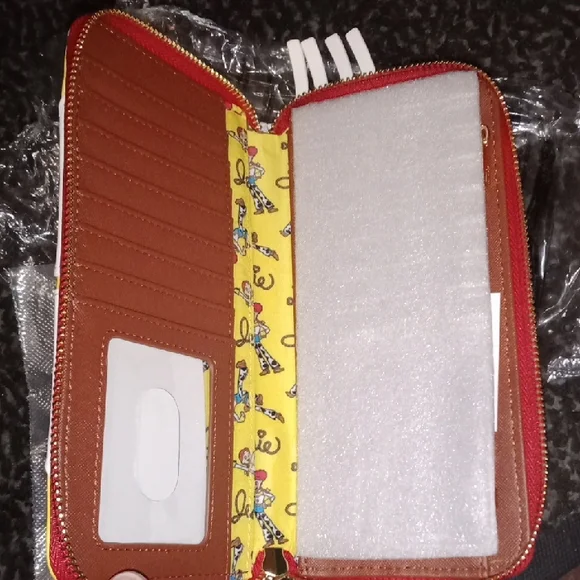Pixar Loungefly Jessie Wallet NWT - Picture 3 of 3